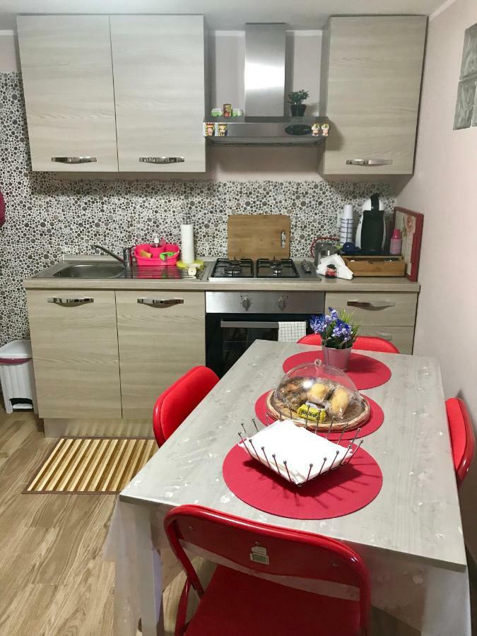 Ferienwohnung Viky House CTA Exterior foto